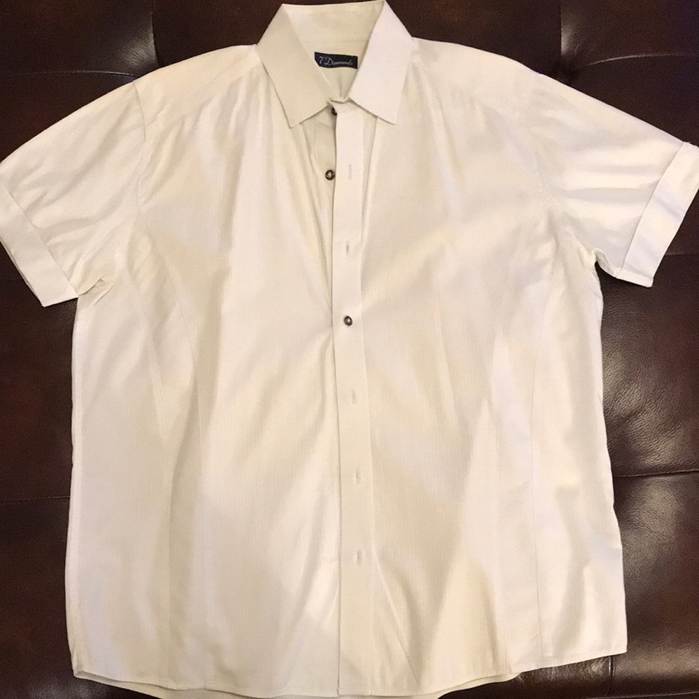 Short sleeve 7 Diamonds Button Up